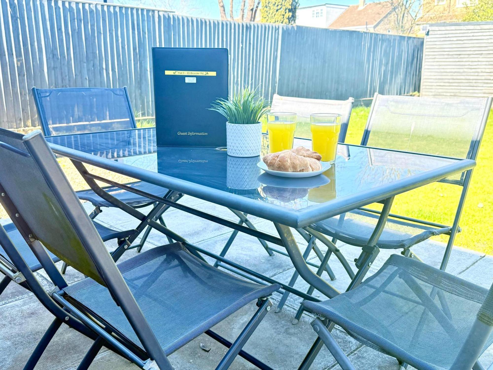 Evergreen Lodge - Two Bed Lux Flat - Parking, Garden, Patio, Wifi, Netflix - Close To Blenheim Palace & Oxford - F3 Kidlington Buitenkant foto